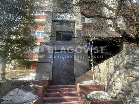 комерційна за адресою Верхня вул., 3-5