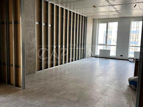 комерційна за адресою Центральна вул., 21