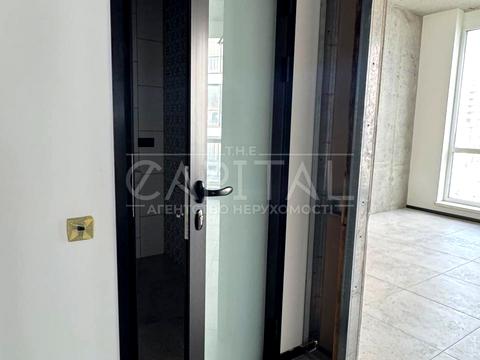 комерційна за адресою Центральна вул., 21