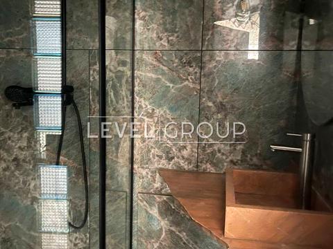 комерційна за адресою Дегтярна вул., 6