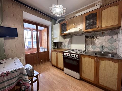 квартира за адресою Торговиця вул., 14