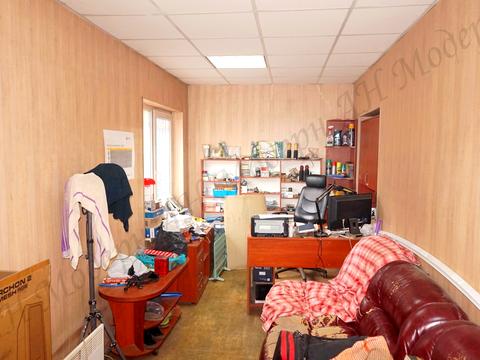 комерційна за адресою Вишнева вул., 27