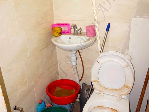 комерційна за адресою Вишнева вул., 27