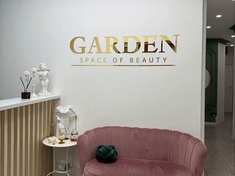 комерційна за адресою Степана Бандери вул., 2/1а