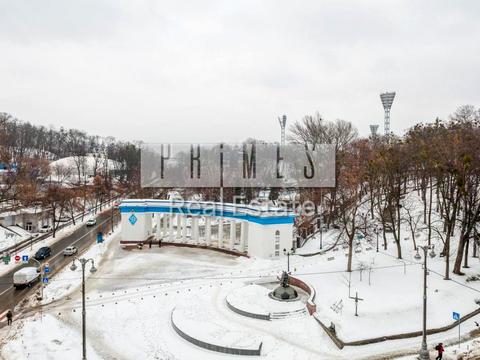 комерційна за адресою Музейний пров., 2