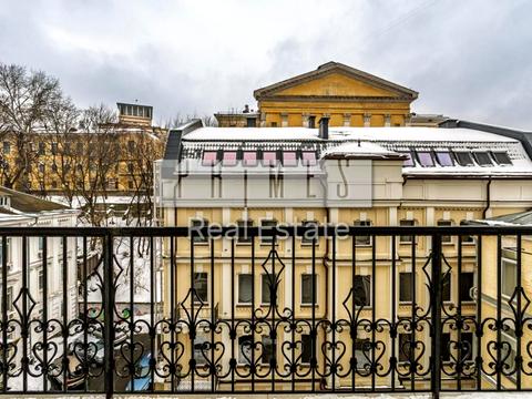 комерційна за адресою Музейний пров., 2