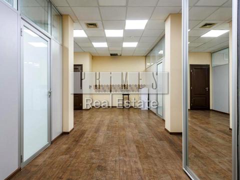 комерційна за адресою Музейний пров., 2