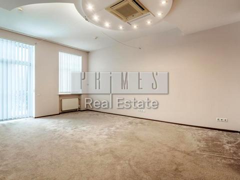 комерційна за адресою Музейний пров., 2