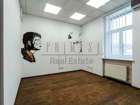 комерційна за адресою Музейний пров., 2