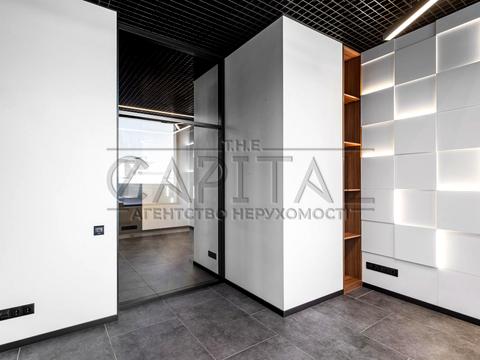 комерційна за адресою Андрія Верхогляда вул. (Михайла Драгомирова), 17