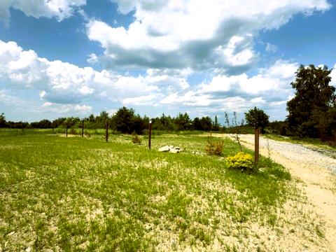 ділянка за адресою 