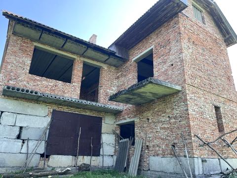 дом по адресу Зарічна