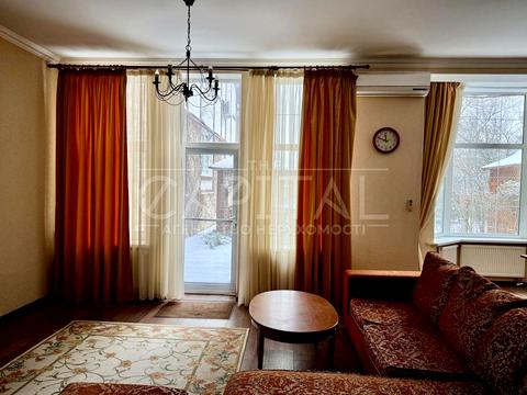 будинок за адресою Лугова вул.