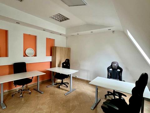 коммерческая по адресу Лук'яна Кобилиці вул.льпарківська, 142