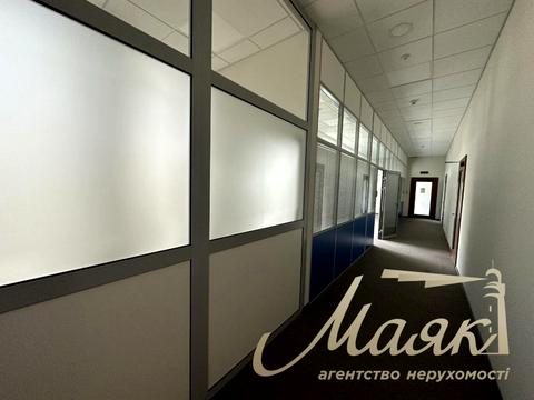 комерційна за адресою Київ, Солом'янська вул., 11