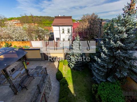 будинок за адресою Правобережна вул., 6