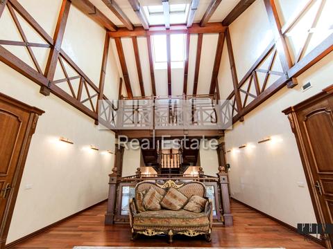 будинок за адресою Правобережна вул., 6