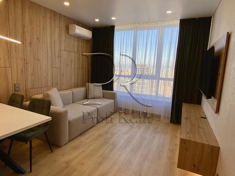 квартира за адресою Родини Крістерів вул., 16