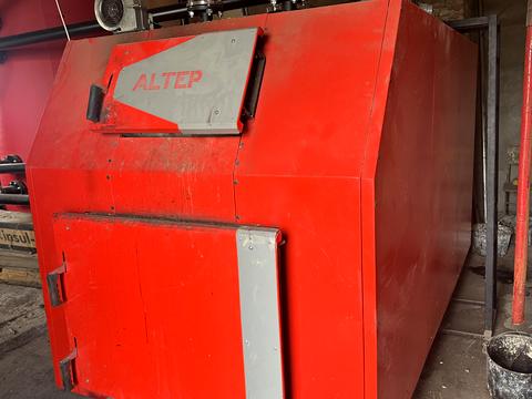 комерційна за адресою Шкільна, 50