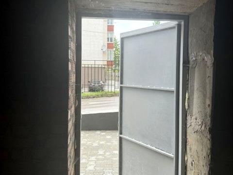 комерційна за адресою Кам'янецька вул., (Будинок)