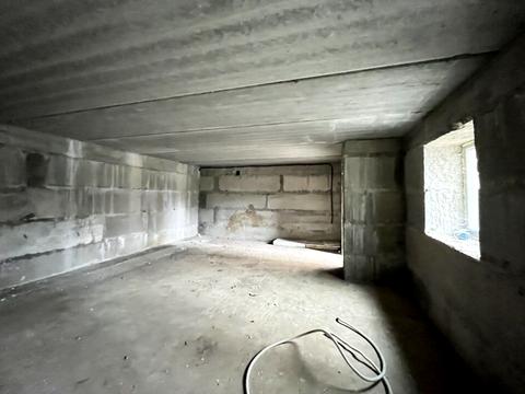 комерційна за адресою Кам'янецька вул., (Будинок)