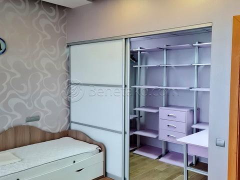 квартира за адресою Літературна вул., 1а