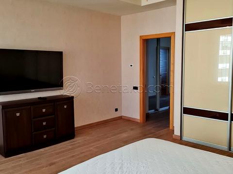 квартира за адресою Літературна вул., 1а