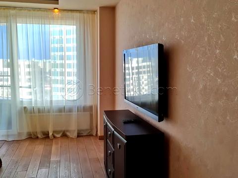 квартира за адресою Літературна вул., 1а