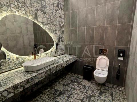 комерційна за адресою Ушинського вул., 1