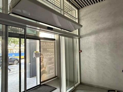 комерційна за адресою Київська вул., 40