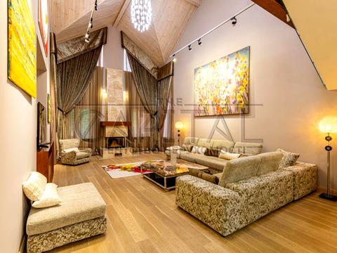 будинок за адресою Світанкова