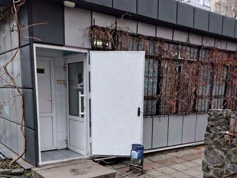 комерційна за адресою Тернопільська вул., 20/1