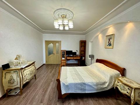 квартира за адресою Володимира Антоновича вул. (Свердлова), 26