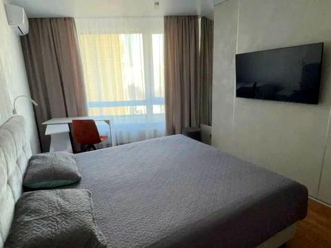 квартира за адресою Голосіївський просп. (40-річчя Жовтня), 76