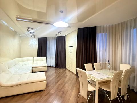 квартира за адресою Любомира Гузара просп. (Космонавта Комарова), 26