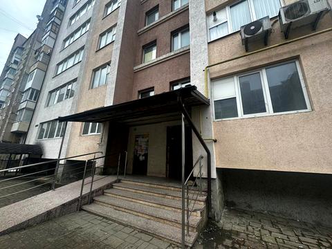 квартира за адресою Молодіжна вул., (Будинок)