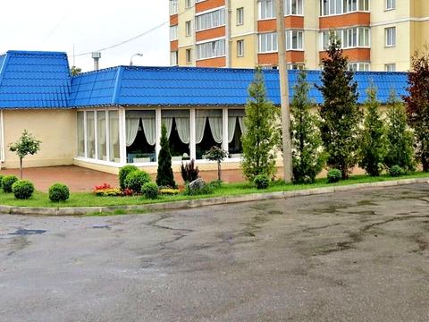 комерційна за адресою Миру просп., 102