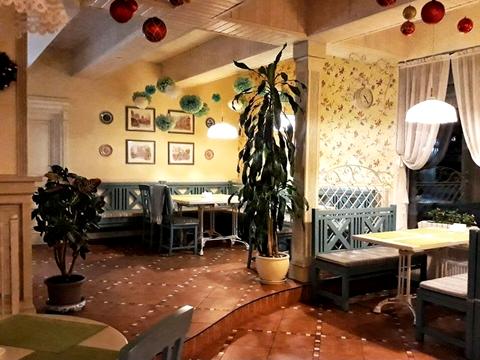 комерційна за адресою Миру просп., 102