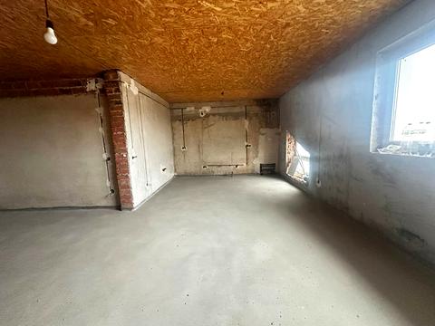 квартира за адресою Молодіжна вул., (Будинок)