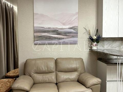 квартира за адресою Паркова вул., 11