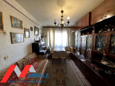 квартира за адресою Олександра Довженка вул., 12