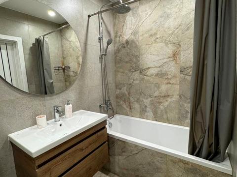 квартира по адресу Елены Телиги ул., 18