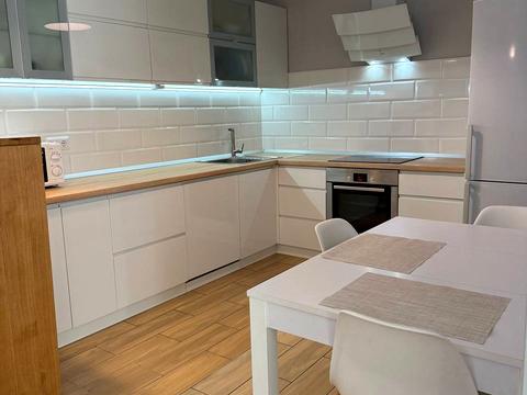 квартира за адресою Академіка Глушкова просп., 9-Д