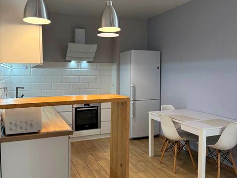 квартира за адресою Академіка Глушкова просп., 9-Д