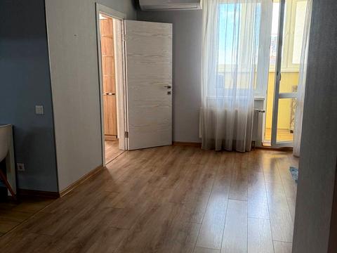 квартира за адресою Академіка Глушкова просп., 9-Д