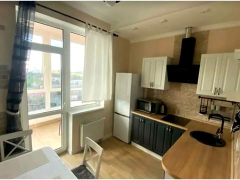 квартира за адресою Кирило-Мефодіївська вул., 2