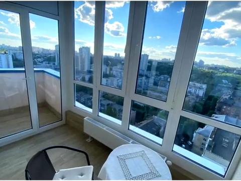 квартира за адресою Кирило-Мефодіївська вул., 2