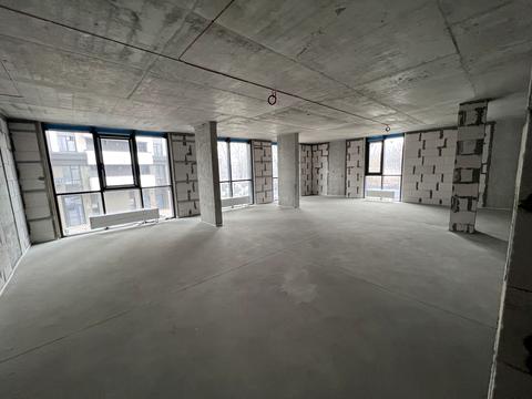 комерційна за адресою Любомира Гузара просп. (Космонавта Комарова), 11