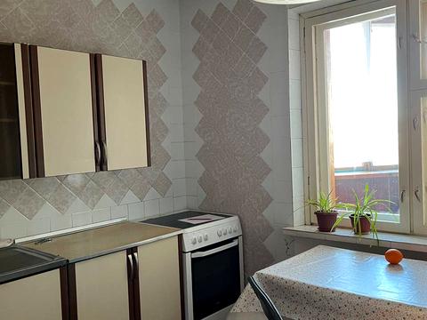 квартира за адресою Академіка Єфремова вул. (Командарма Уборевича), 17