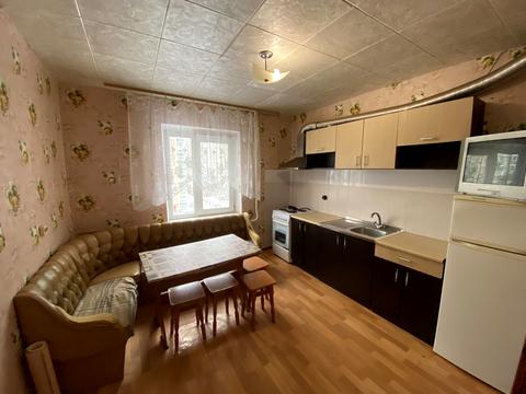 квартира по адресу Драгоманова ул., 12-А